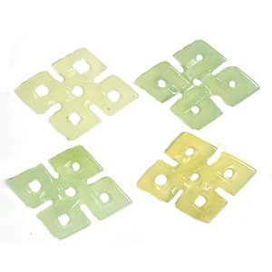 JADE SMALL PENDANT DIAMDO KNOT 27X37MM GREEN(4 PCS)